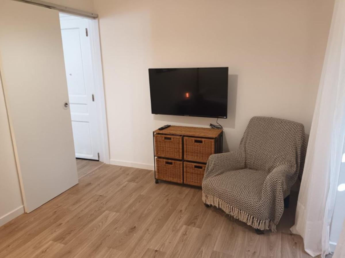 Appartement T2 Renove, Centre-Ville Hendaye, Proche Baie, Sans Ascenseur, Balcon, Calme, Wifi Non Inclus - Fr-1-239-850 Kültér fotó