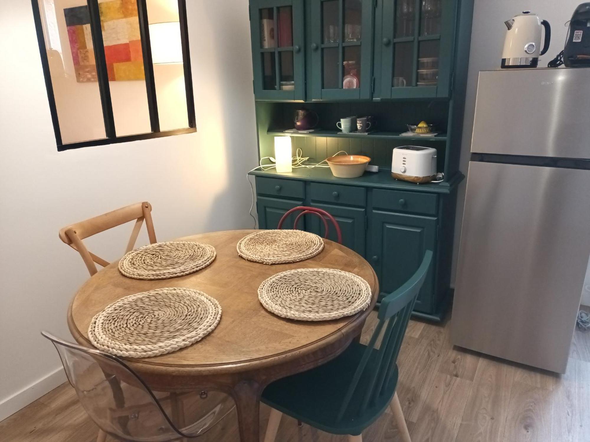 Appartement T2 Renove, Centre-Ville Hendaye, Proche Baie, Sans Ascenseur, Balcon, Calme, Wifi Non Inclus - Fr-1-239-850 Kültér fotó